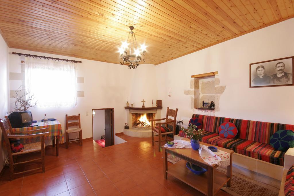 Fenareti Village House Makhairoi Экстерьер фото
